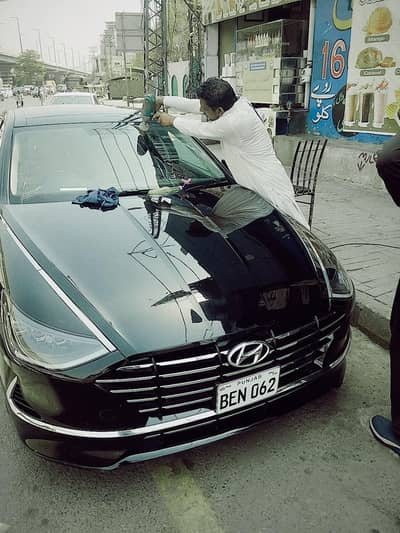 Madina Wind Screen Break and Polish.