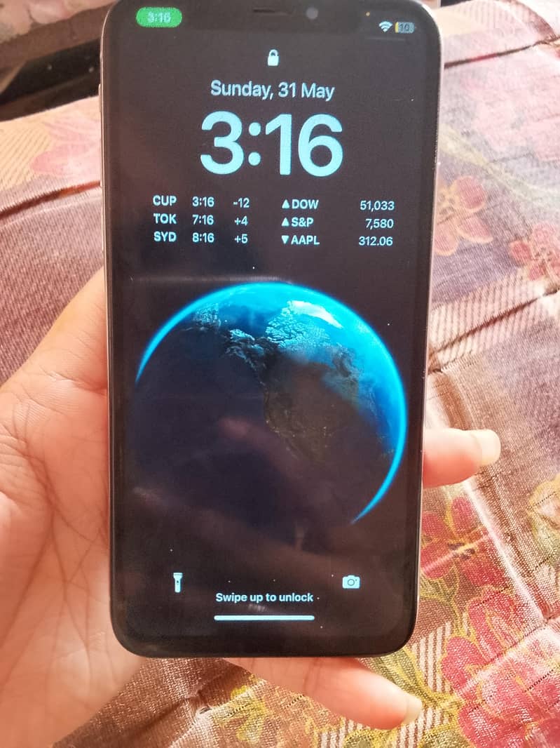 Apple iPhone X 0