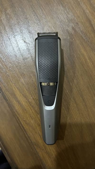 Philips BT3216 Beard Trimmer – Like New Condition (10/10) with Box