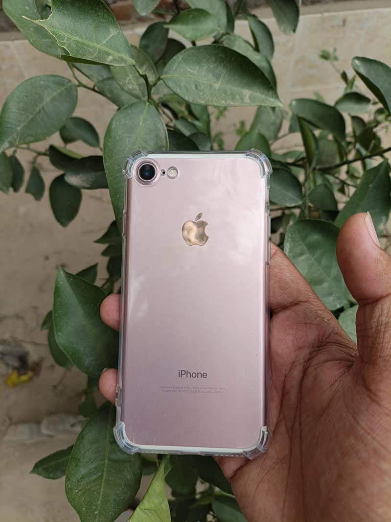 IPHONE 7 1