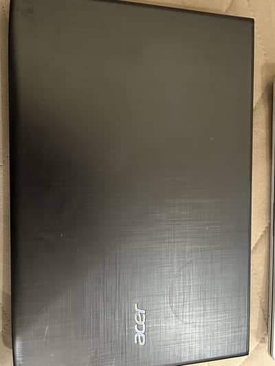 Acer Aspire E5-575-56RM Laptop – Core i5 2.3GHz 4GB 500GB