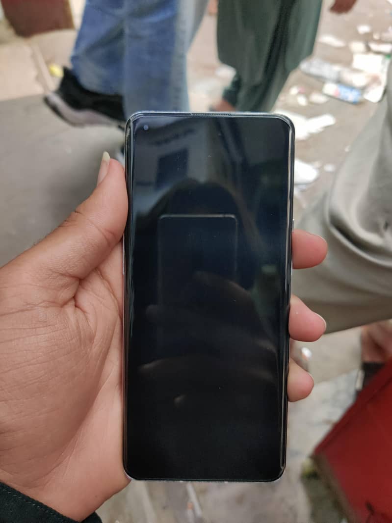 One Plus 9 Pro 0