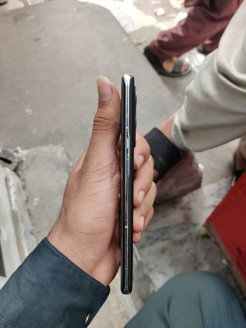 One Plus 9 Pro 8