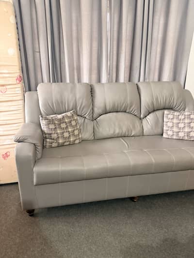3+1+1 Seater Sofa Set in Grey Rexin
