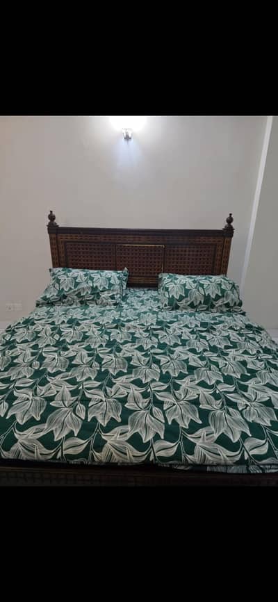 King BED
