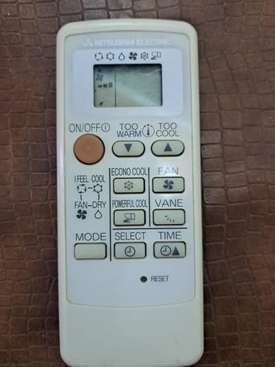 Original Mitsubishi AC Remote – Excellent Condition! 