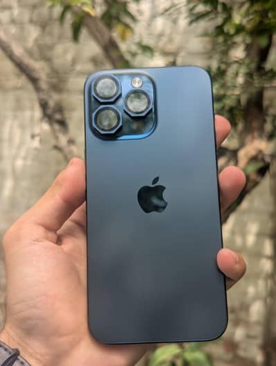 Apple iPhone 15 Pro Max 256gb waterproof JV