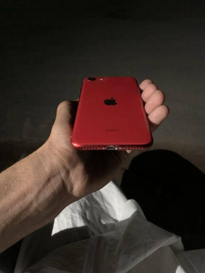 Apple iPhone SE 4