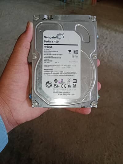segate hard drive 4(TB)4000gbs urgent sale at very good price