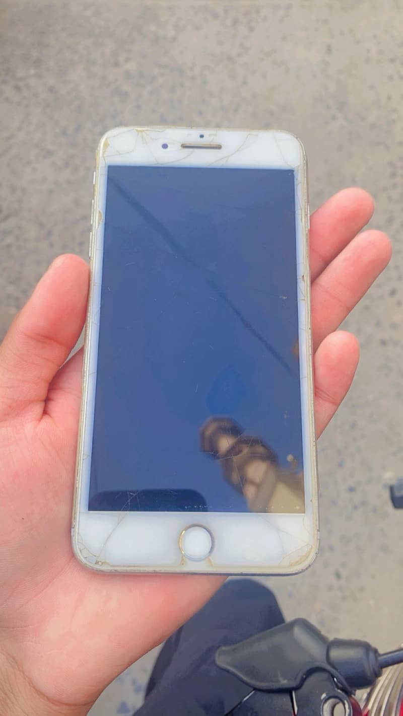 Apple iPhone 7 Plus 2