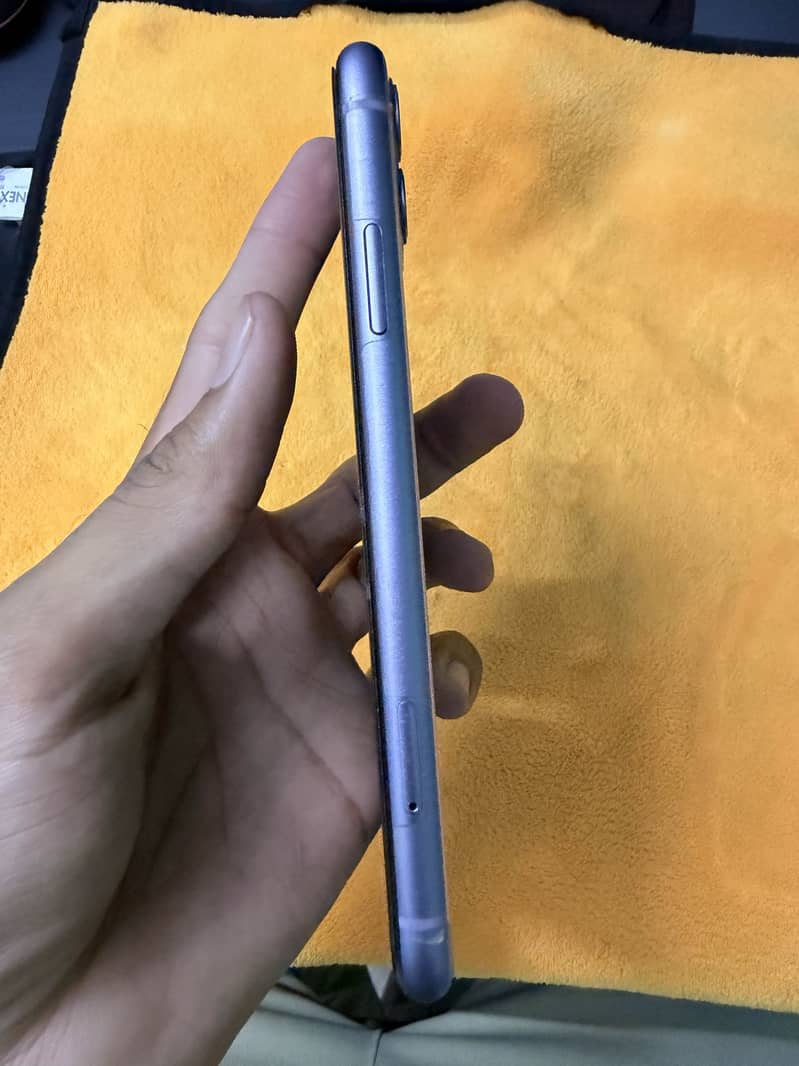 IPhone 11 (PTA APPROVED) 6