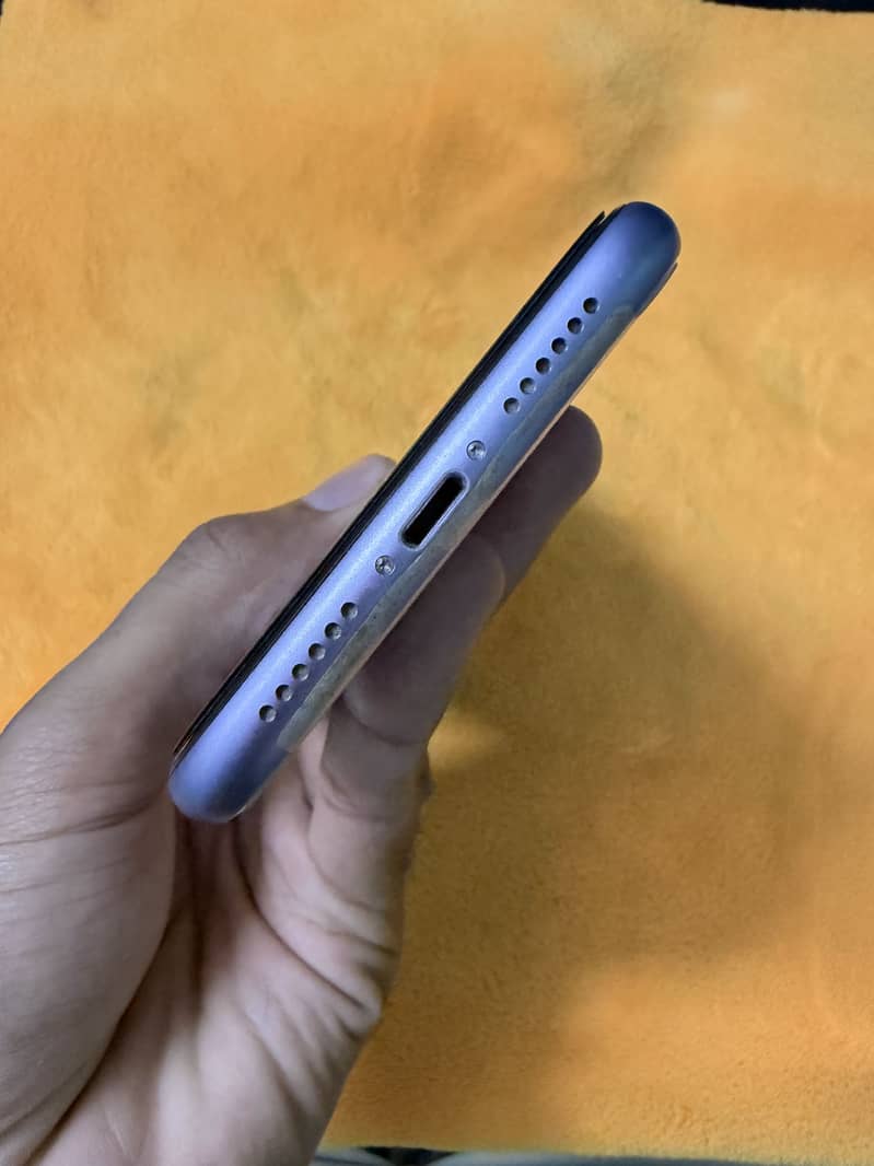 IPhone 11 (PTA APPROVED) 9