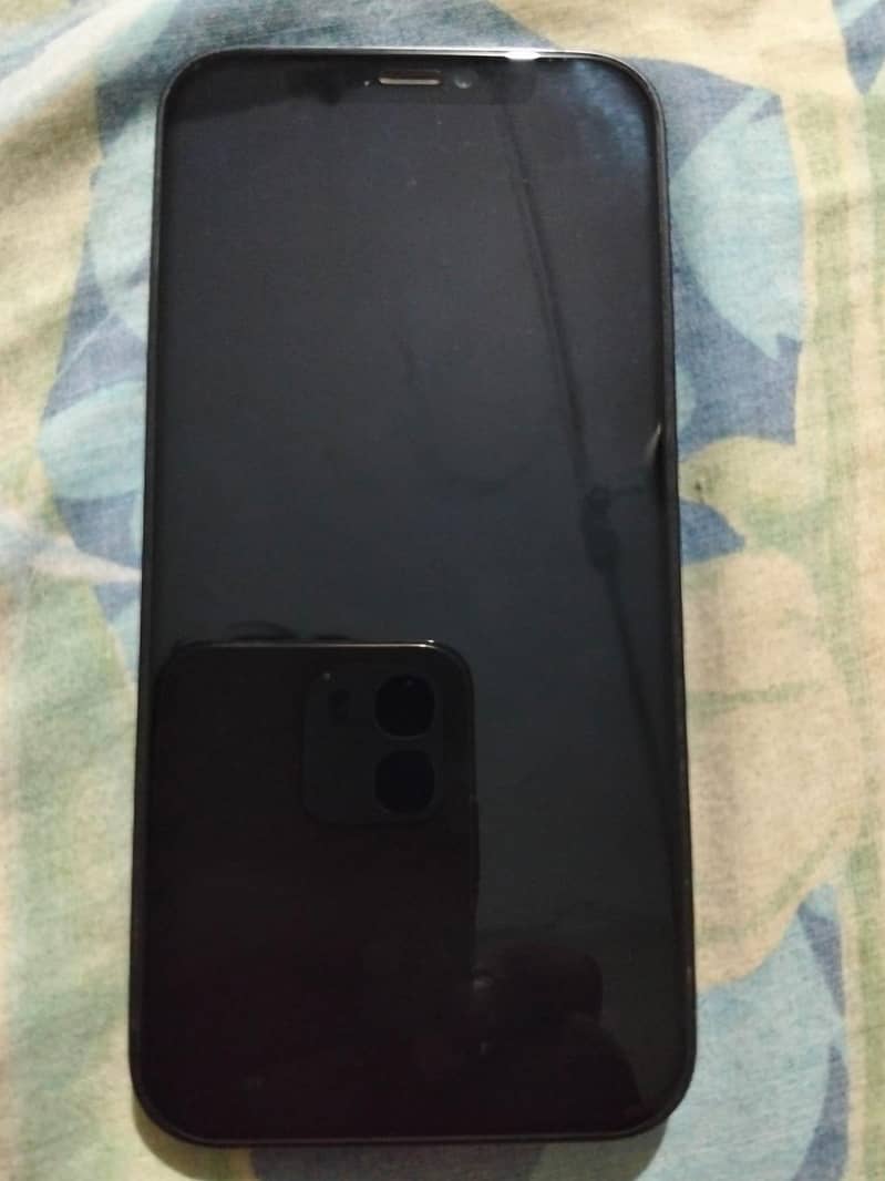 Apple iPhone 12 3