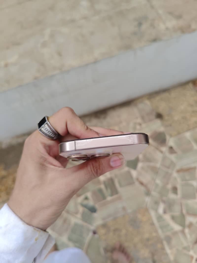 iphone 16 pro 5