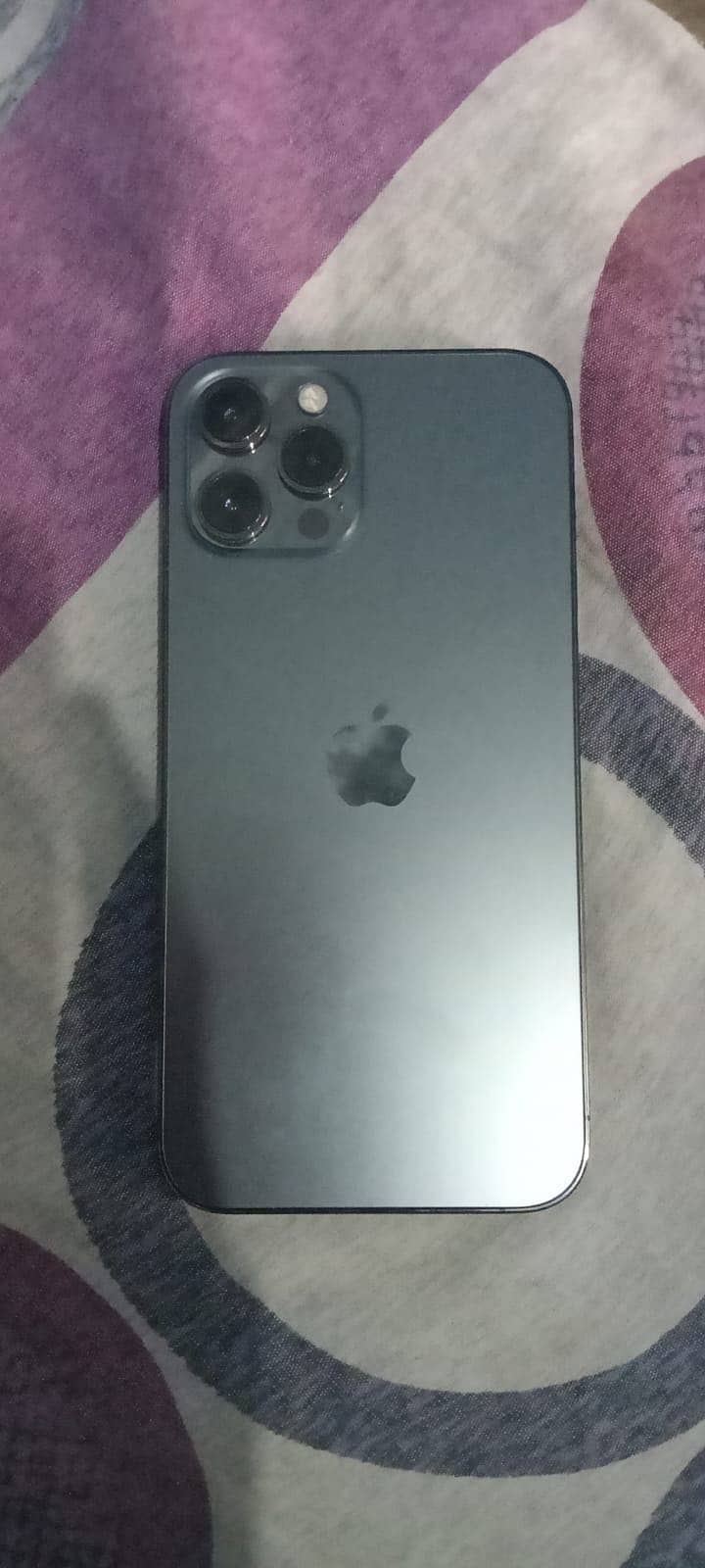 iphone 12 pro max 3