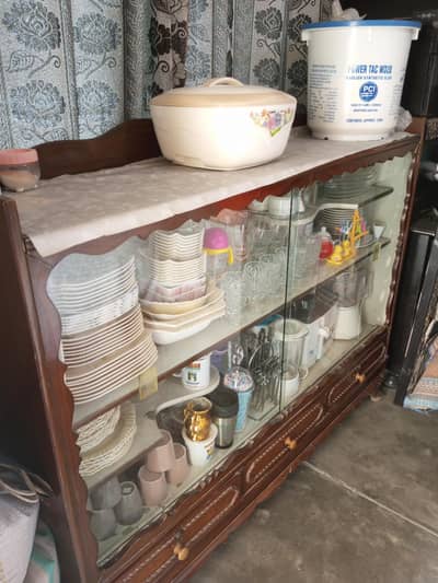 Authentic Vintage Wooden Showcase _ Original Polish & Mint Condition