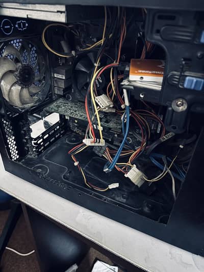 Cori5 3rd Gen 128SSD 1GB GPU 8GB RAM