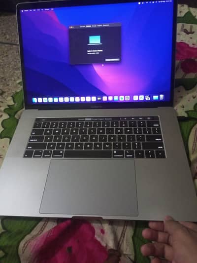 Macbook Pro 2016 (15'inch) 500gb ssd