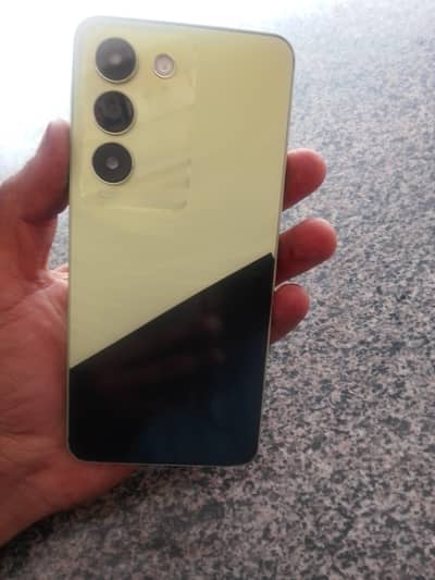 Vivo Y100