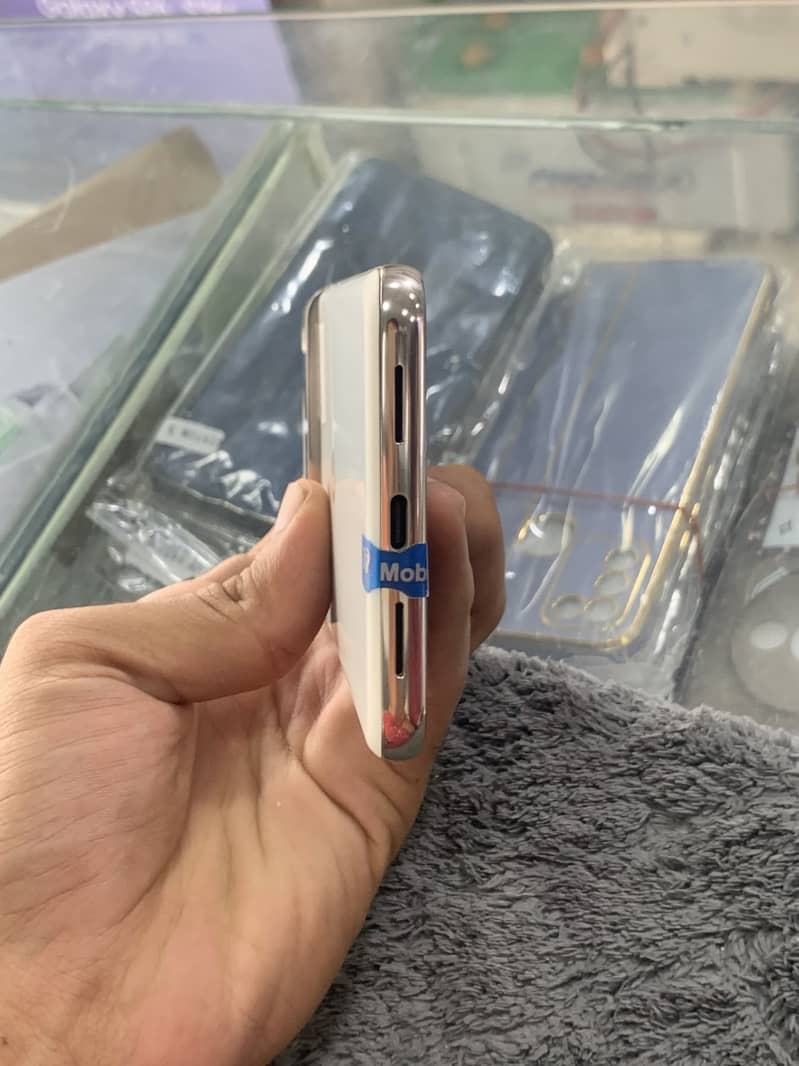 Google Pixel 8 Pro 3