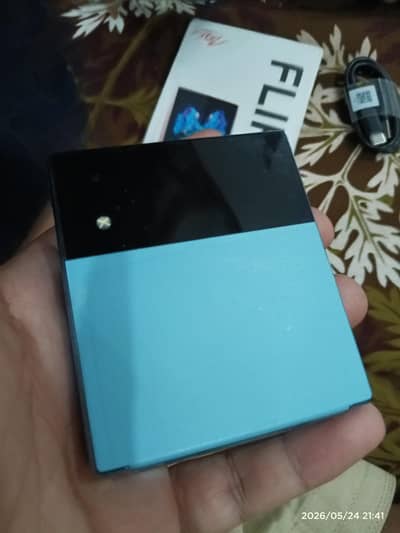 Itel Flip 1