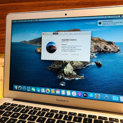 Macbook Air 14 10/10 Condition