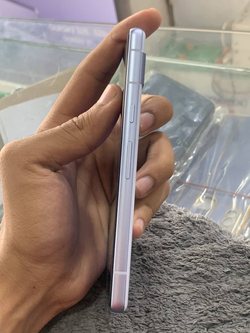 Google Pixel 7a 4