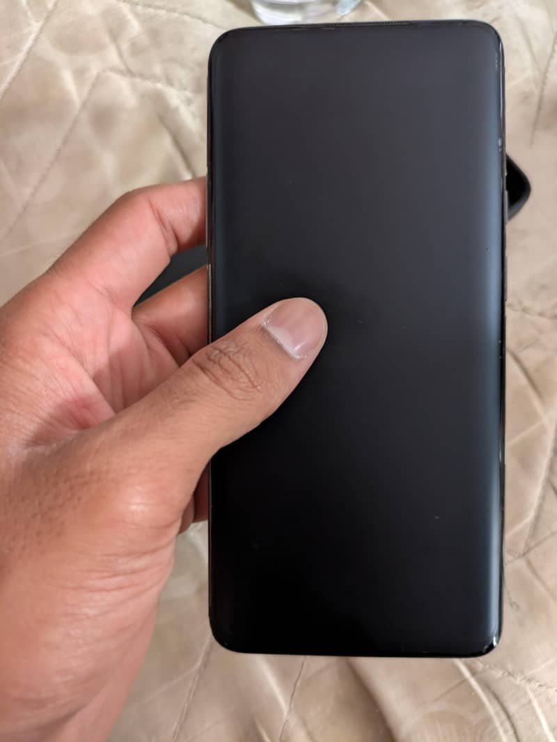 One Plus 7 Pro 1