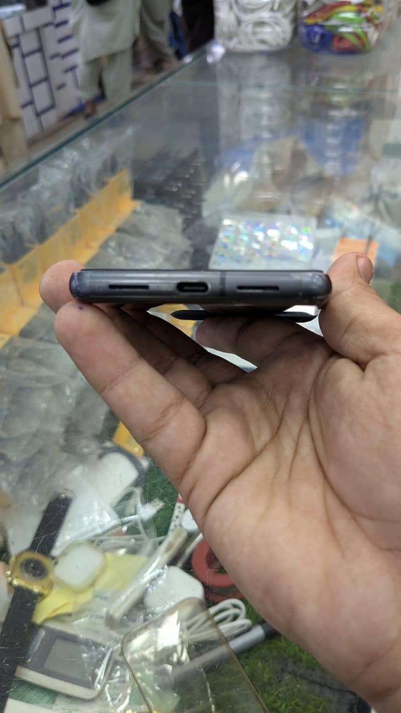 Google Pixel 7 3
