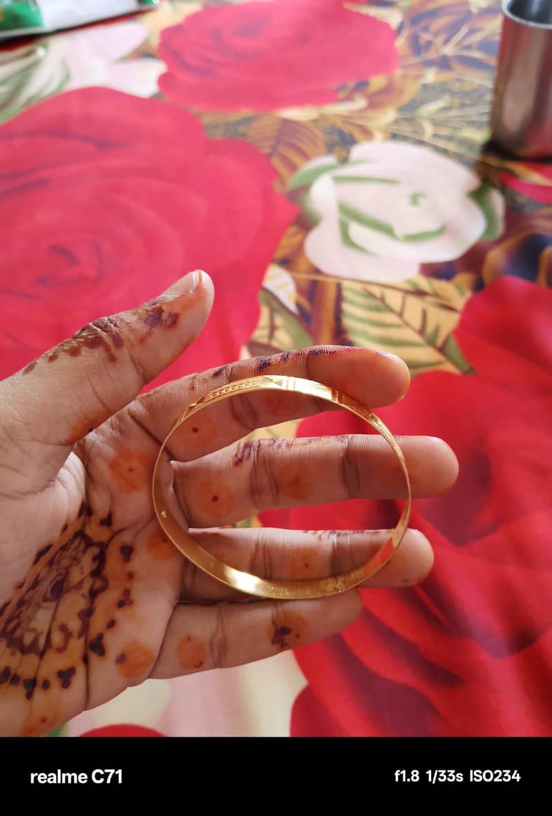 Gold k karray (Bangle) 2