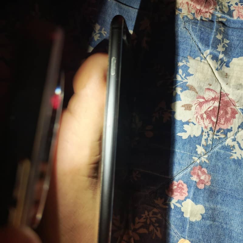 Apple iPhone 8 Plus 6