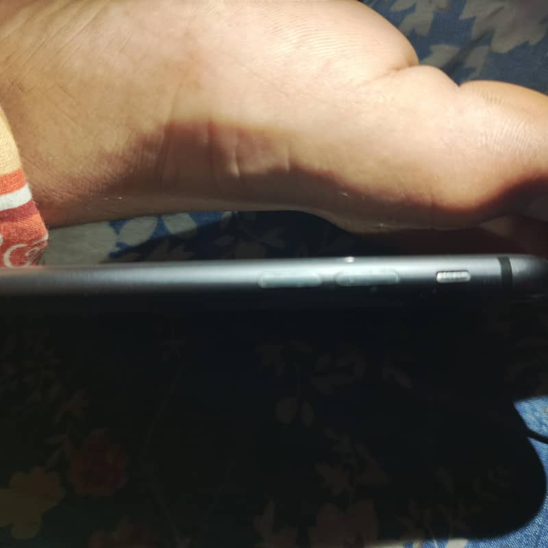 Apple iPhone 8 Plus 7