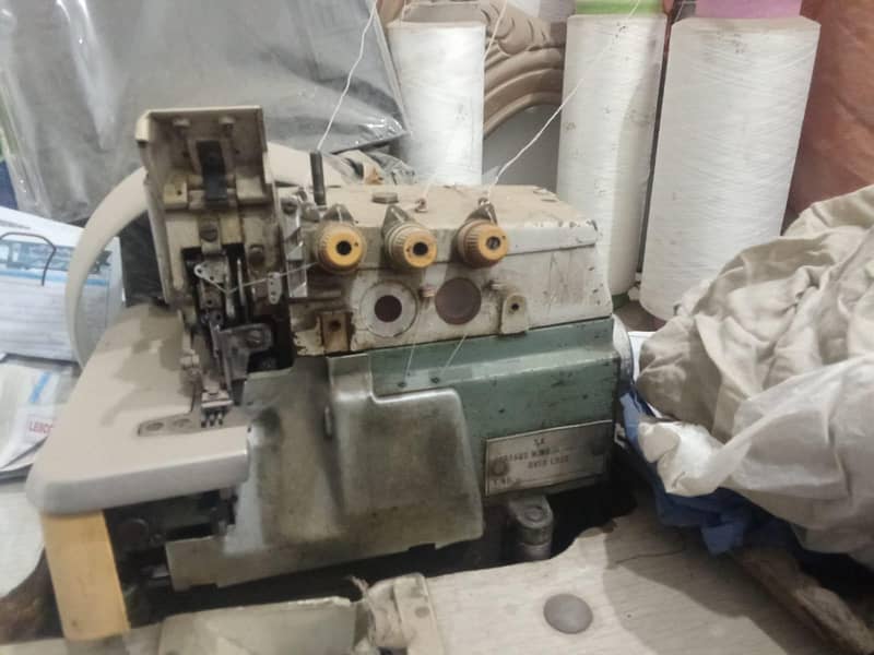 over lock machine 1