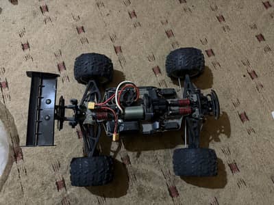Traxxas e revo 1/8 scale