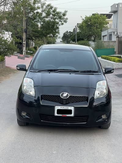 Toyota Vitz 2010