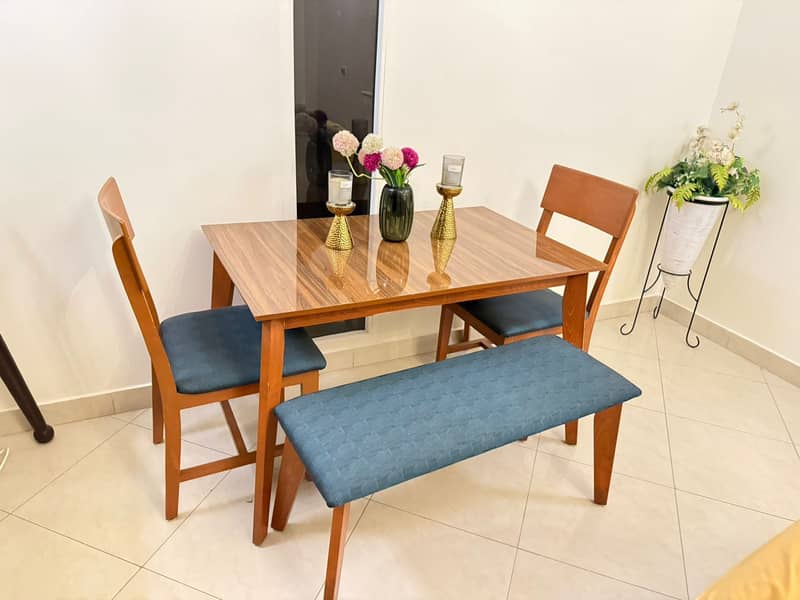 4 Persons Dining Table 1