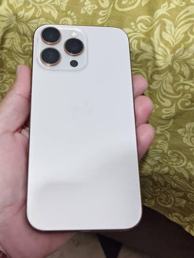 Apple iPhone 16 Pro Max