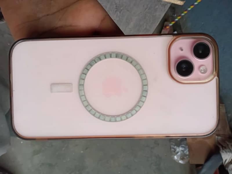 Apple iPhone 15 plus 4