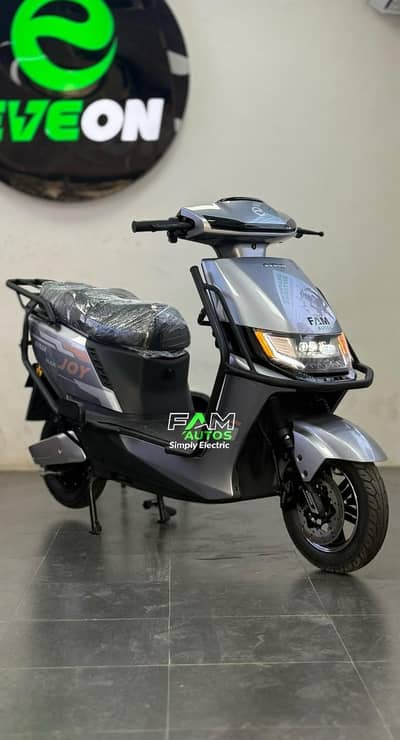 Eveon Joy Max (Lithium) Electric Scooty 2026 Model