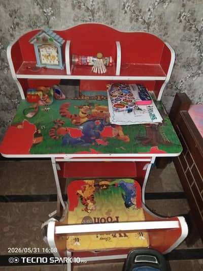 kids table chair for sale