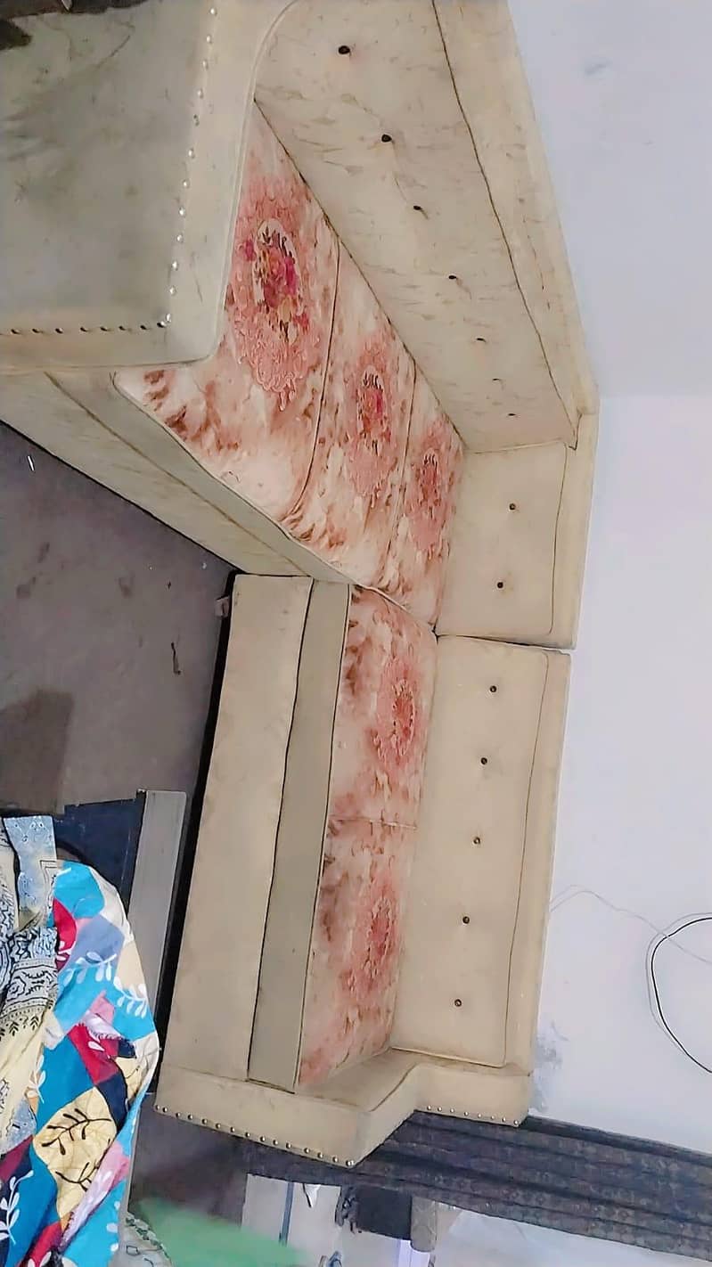 corner sofa 0