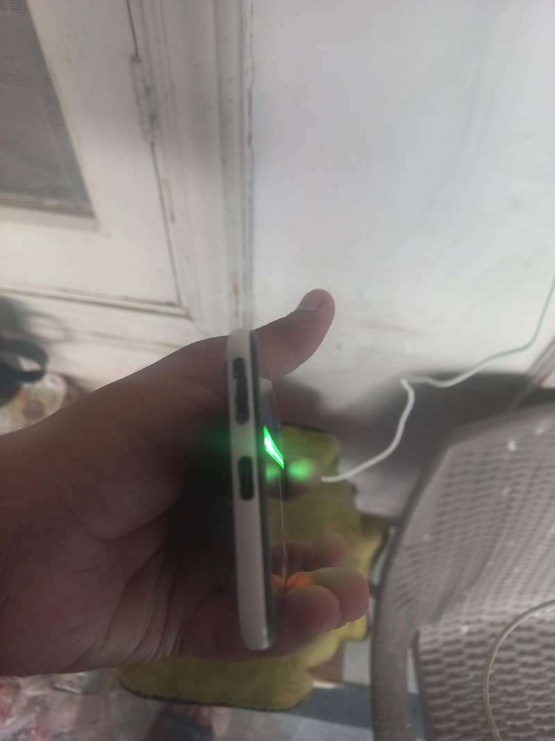 Google Pixel 3 5
