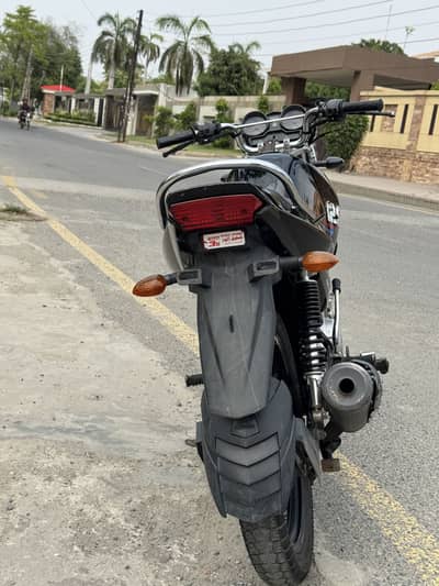 YAMAHA YBRG 125