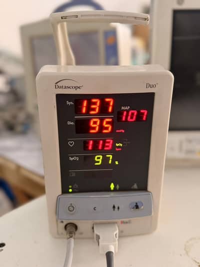 Vital Signs Monitor Patient Monitor for Sale in Pakistan