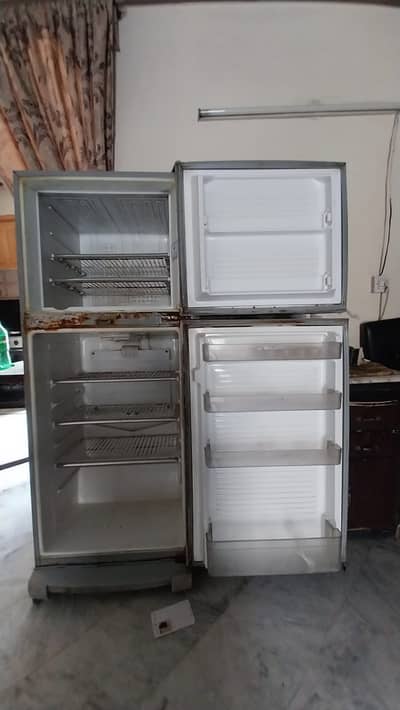 Dawlance Fridge For Sale In Johar Town Pia Society