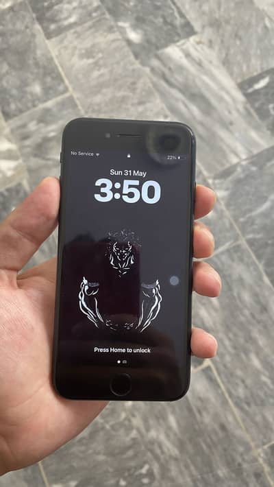 Apple iPhone SE