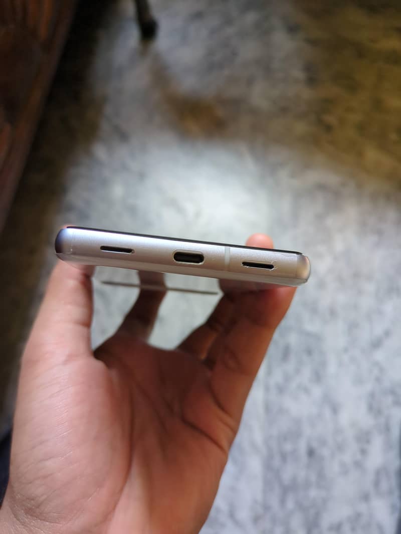 Google Pixel 7a 4