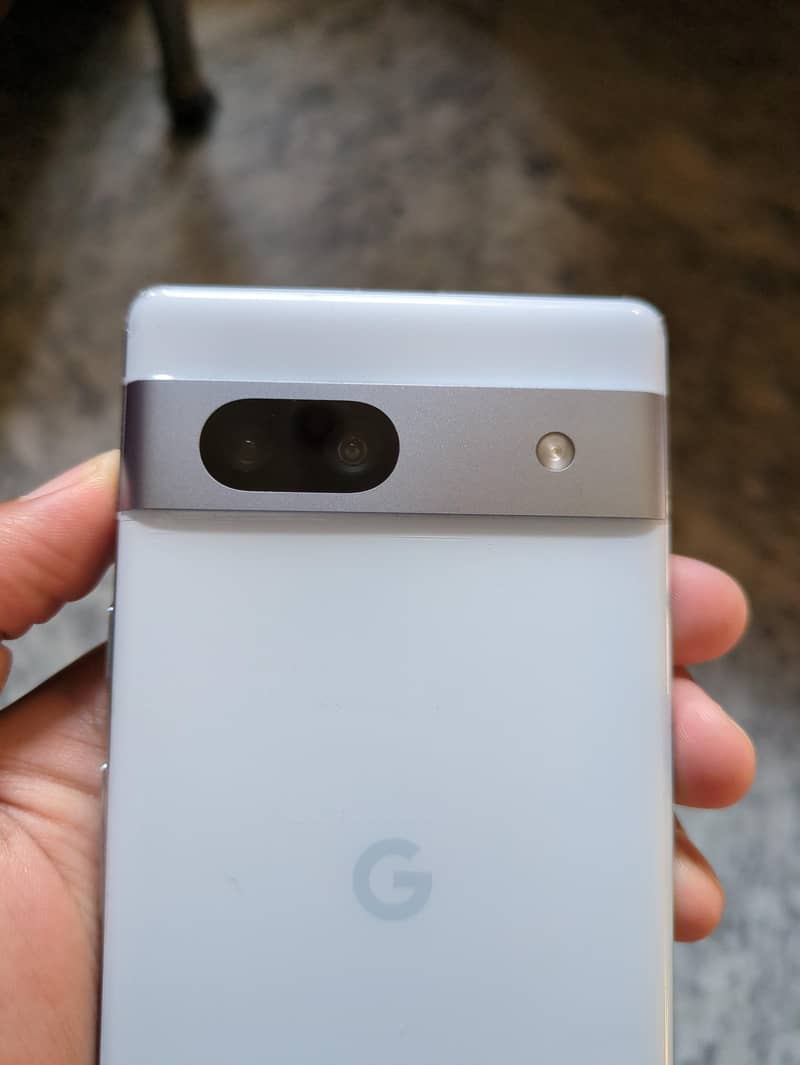 Google Pixel 7a 6
