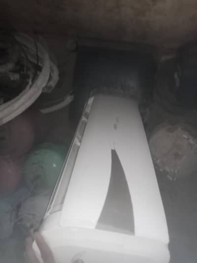 Haier  1 ton