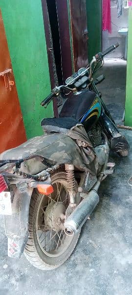 Suzuki gs 150